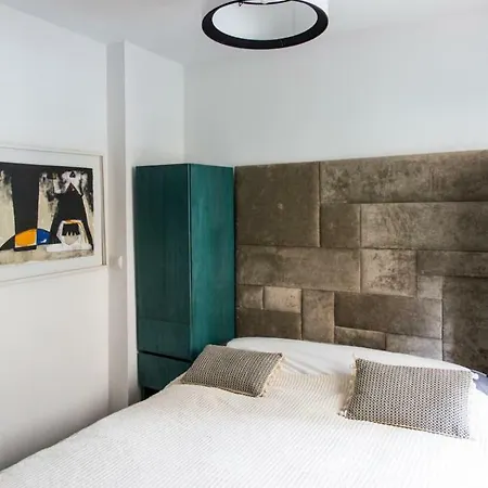 Hostnfly - Charming Not Far From The Eiffel Tower Διαμέρισμα *